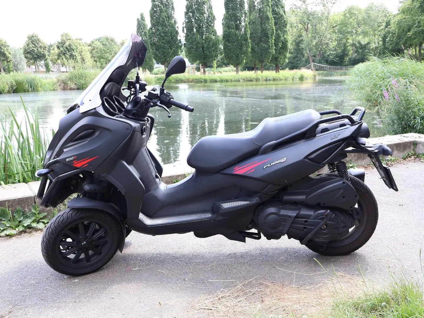 Gilera Fuoco 500 Zwart - 1