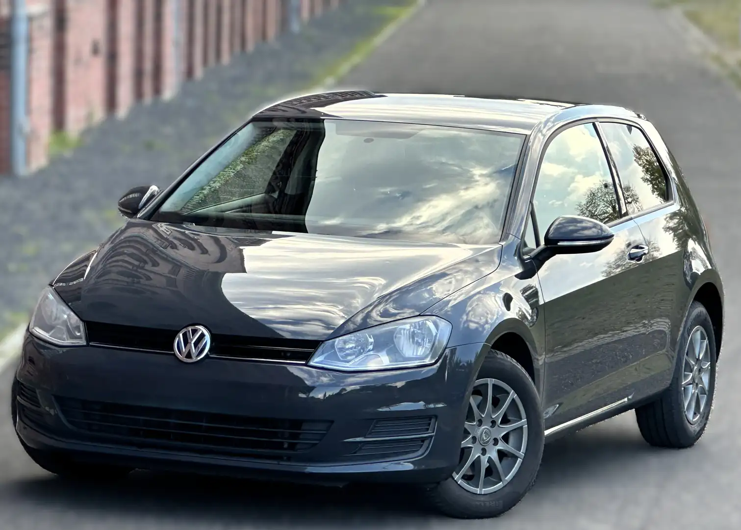 Volkswagen Golf Comfortline BMT PDC Klima Grau - 2
