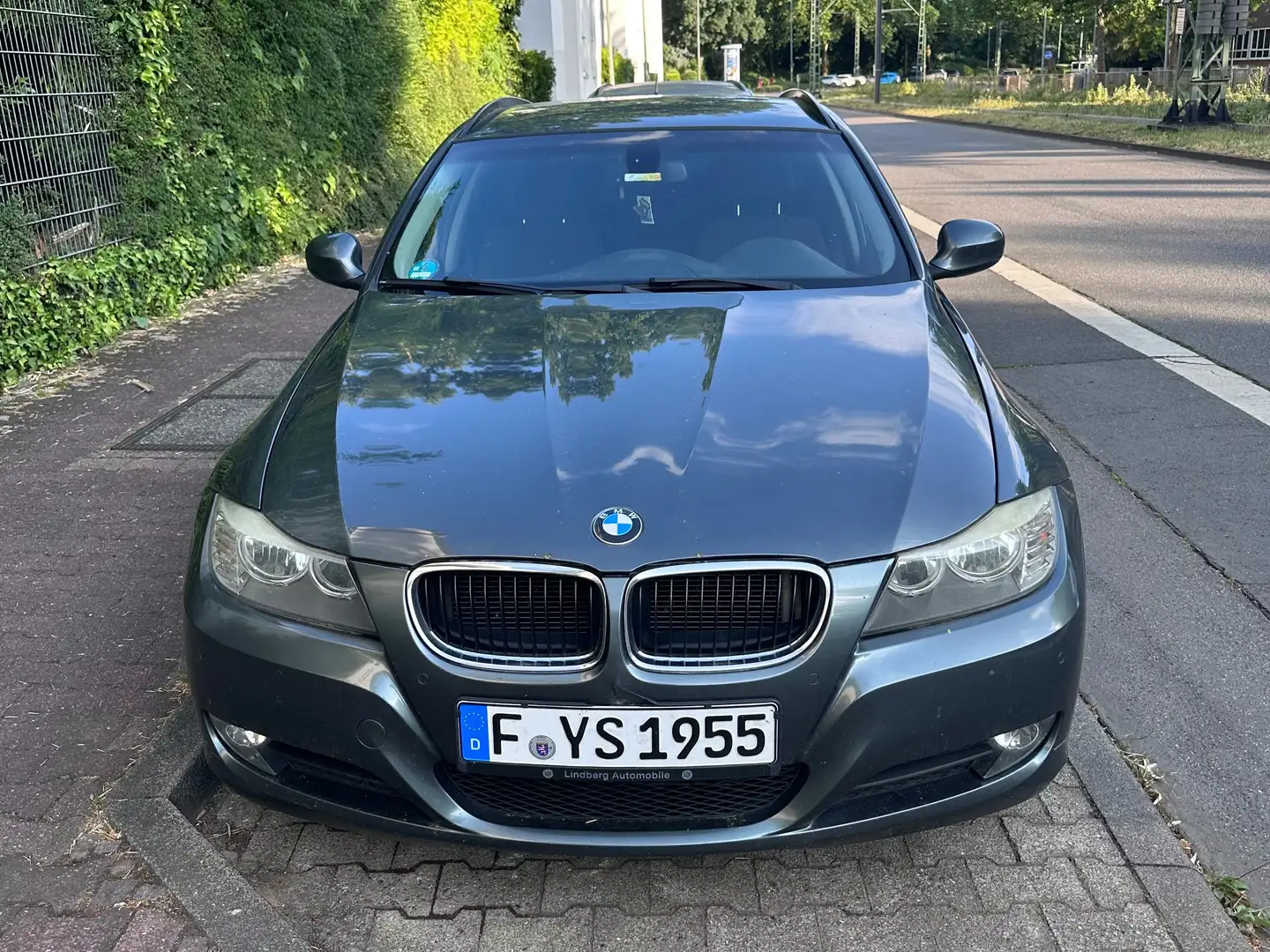 BMW 320 Černá - 1