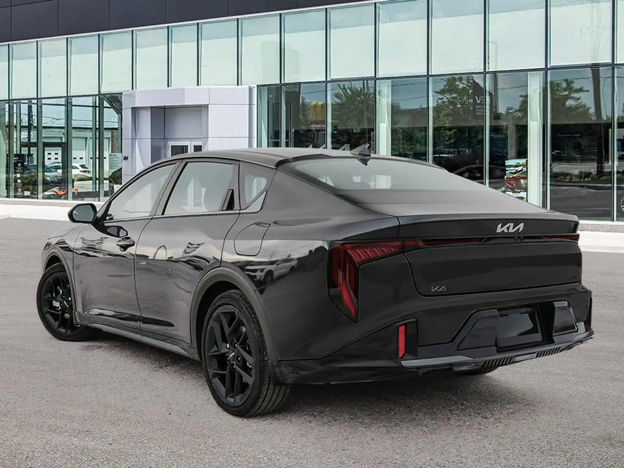 Kia K4 снимка Kia K4