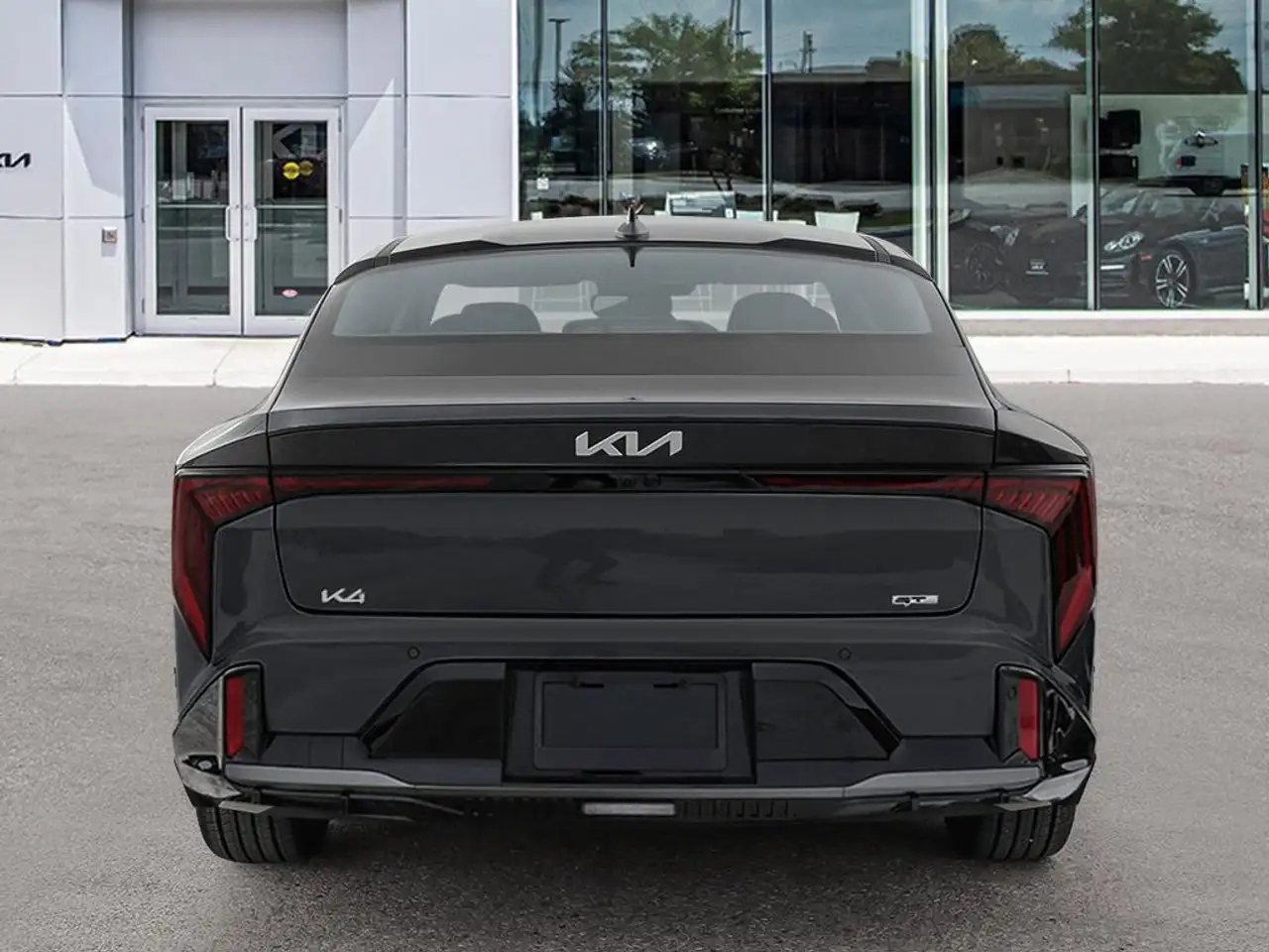 Kia K4 снимка Kia K4