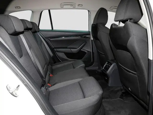 Skoda Octavia view 12