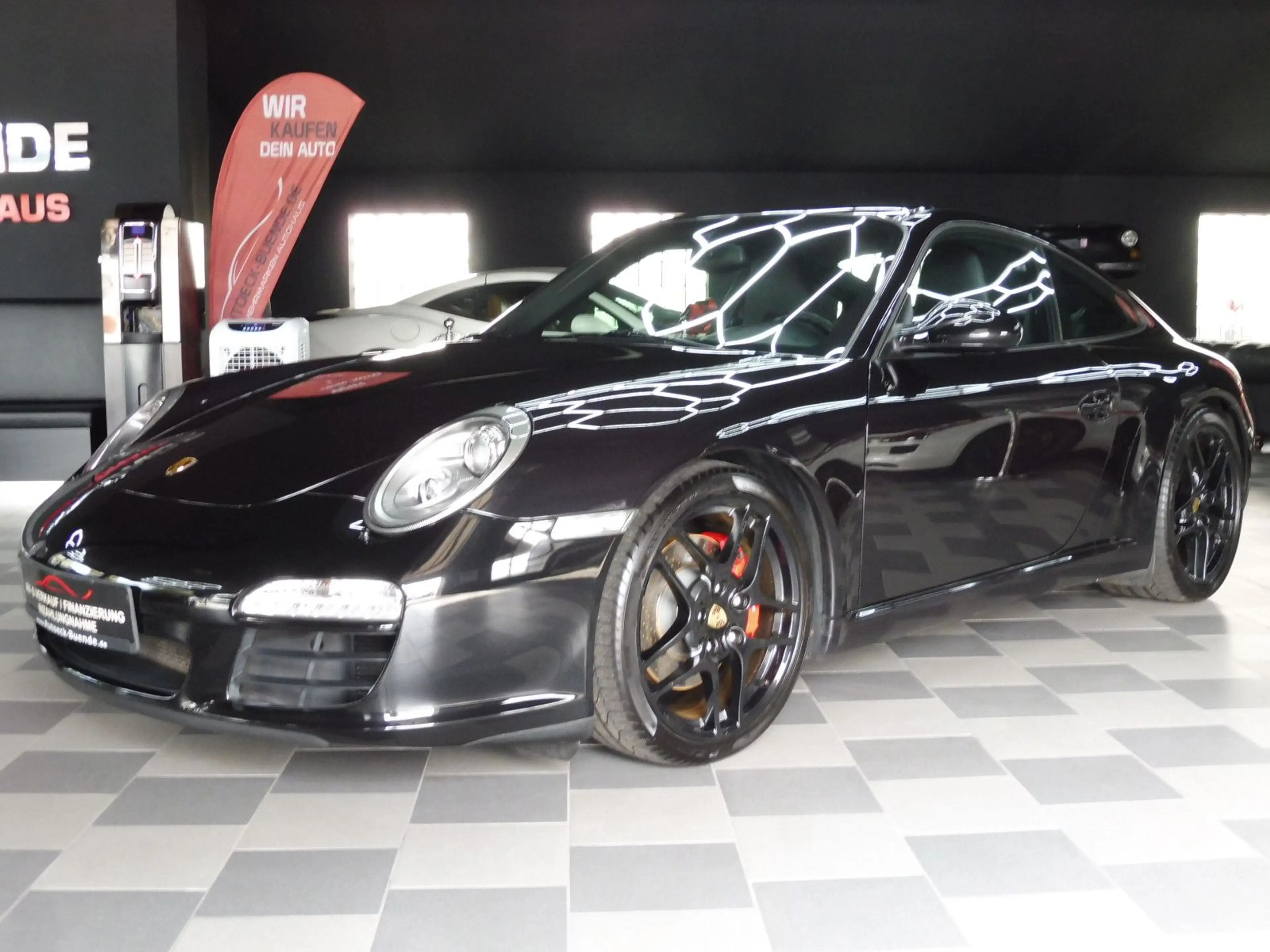 Porsche 997 911 Carrera S Coupe — photo 2