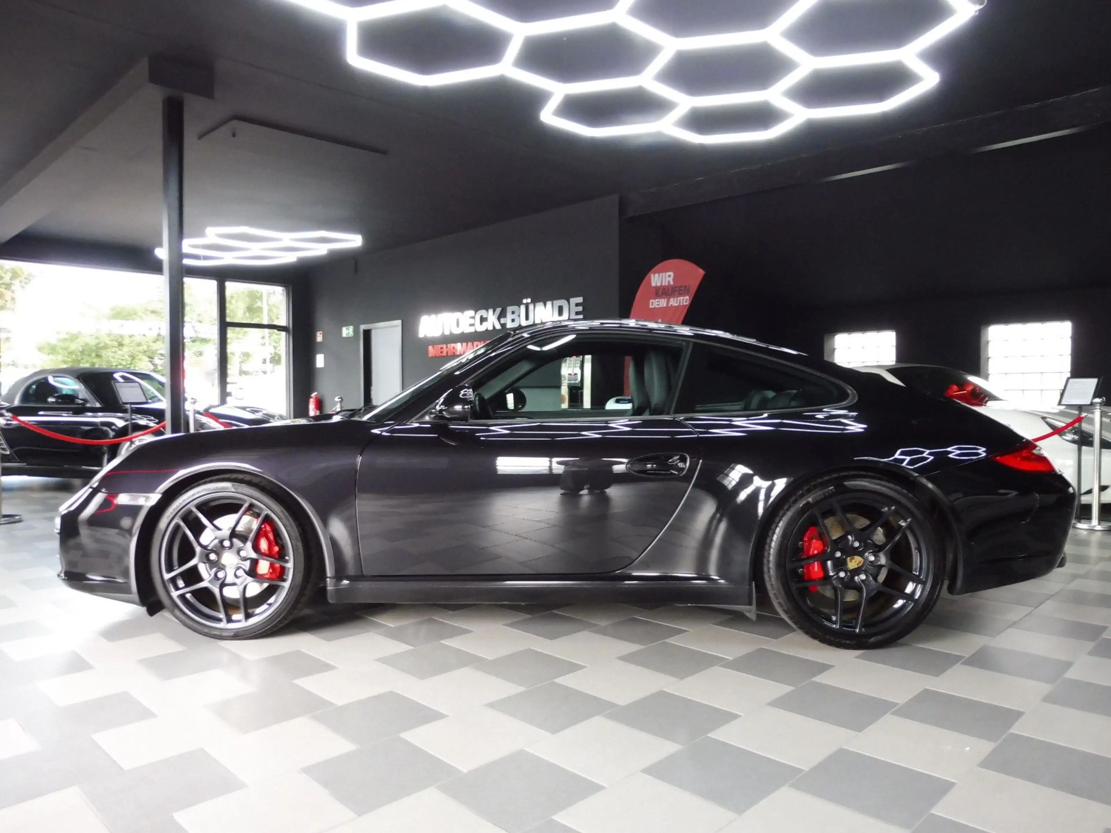 Porsche 997 911 Carrera S Coupe — photo 9