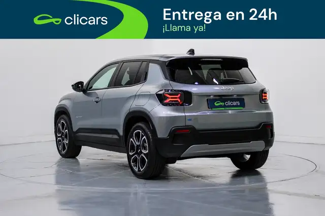 Jeep Avenger view 9
