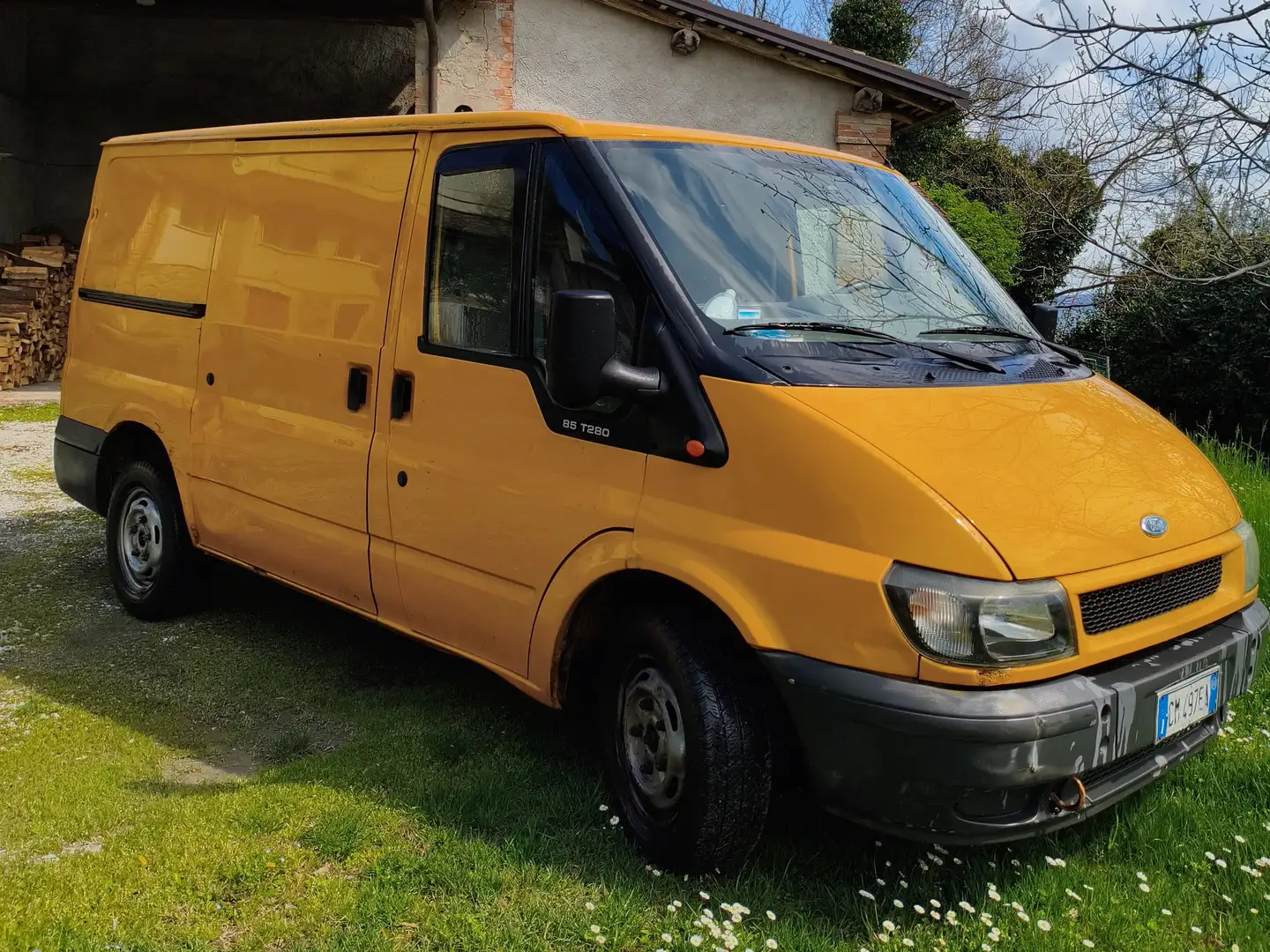Ford Transit MK5 Giallo - 1