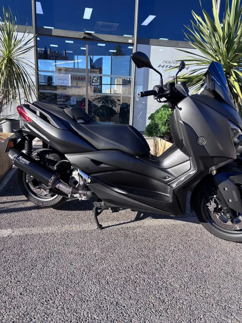 Yamaha X-Max 300 Noir - 1