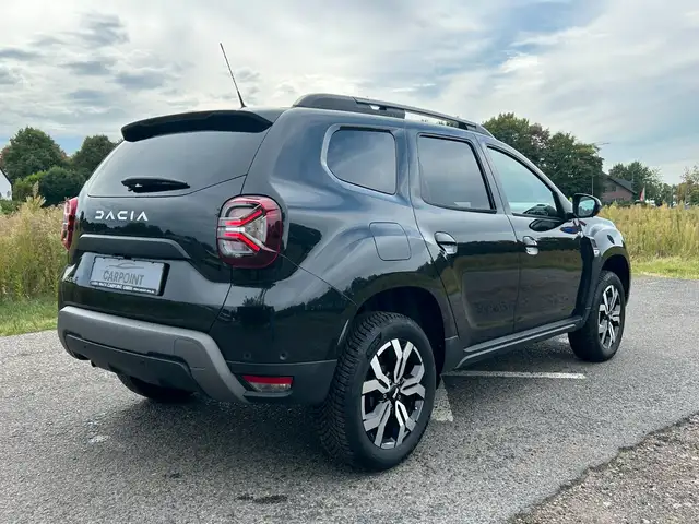 Dacia Duster view 6