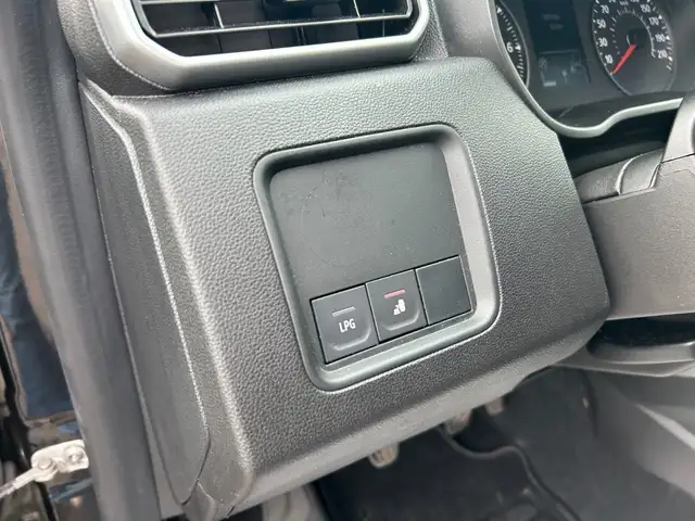 Dacia Duster view 15