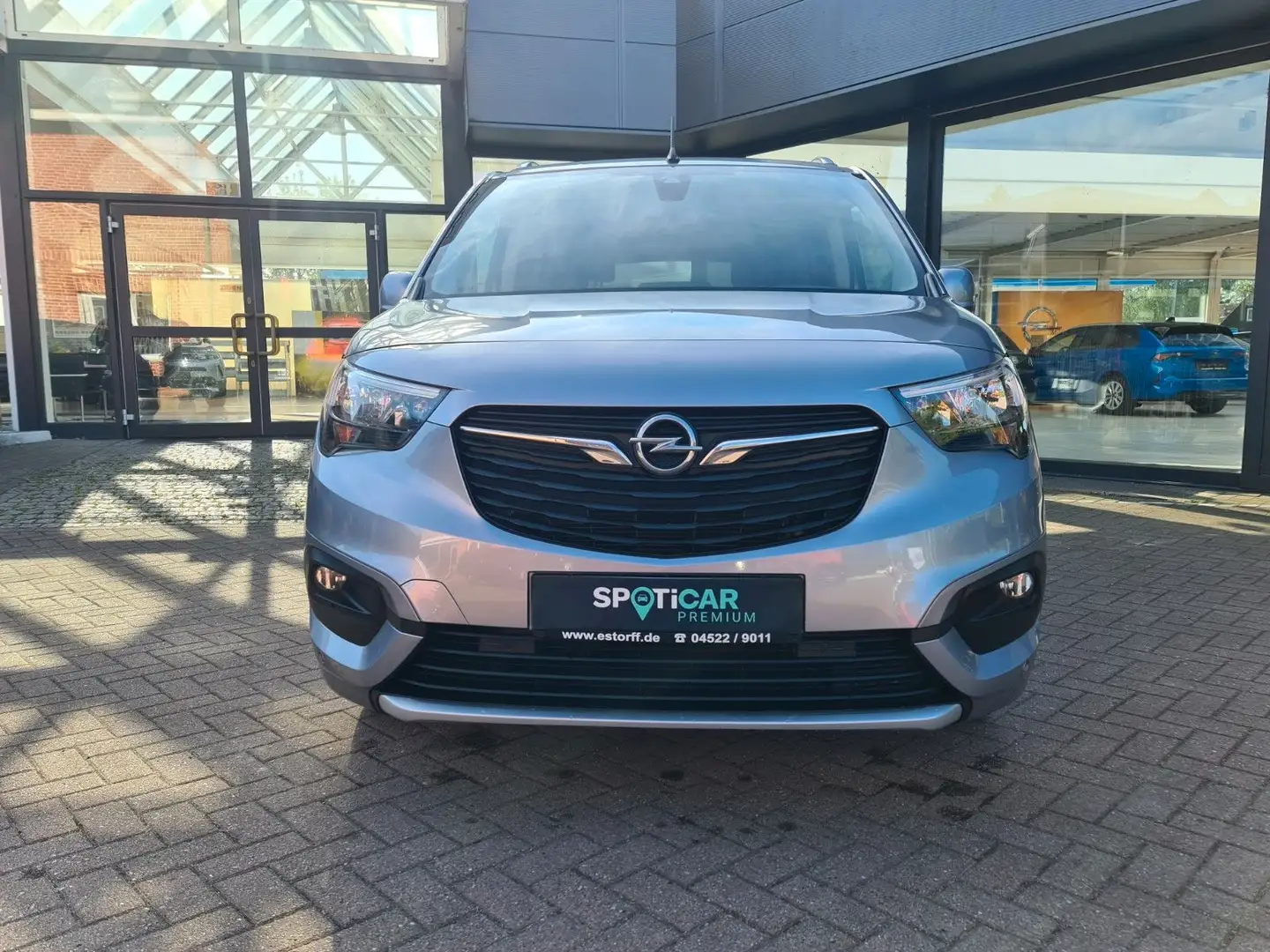 Opel Combo Life E Innovation 1.5 D Automatik Grau - 2