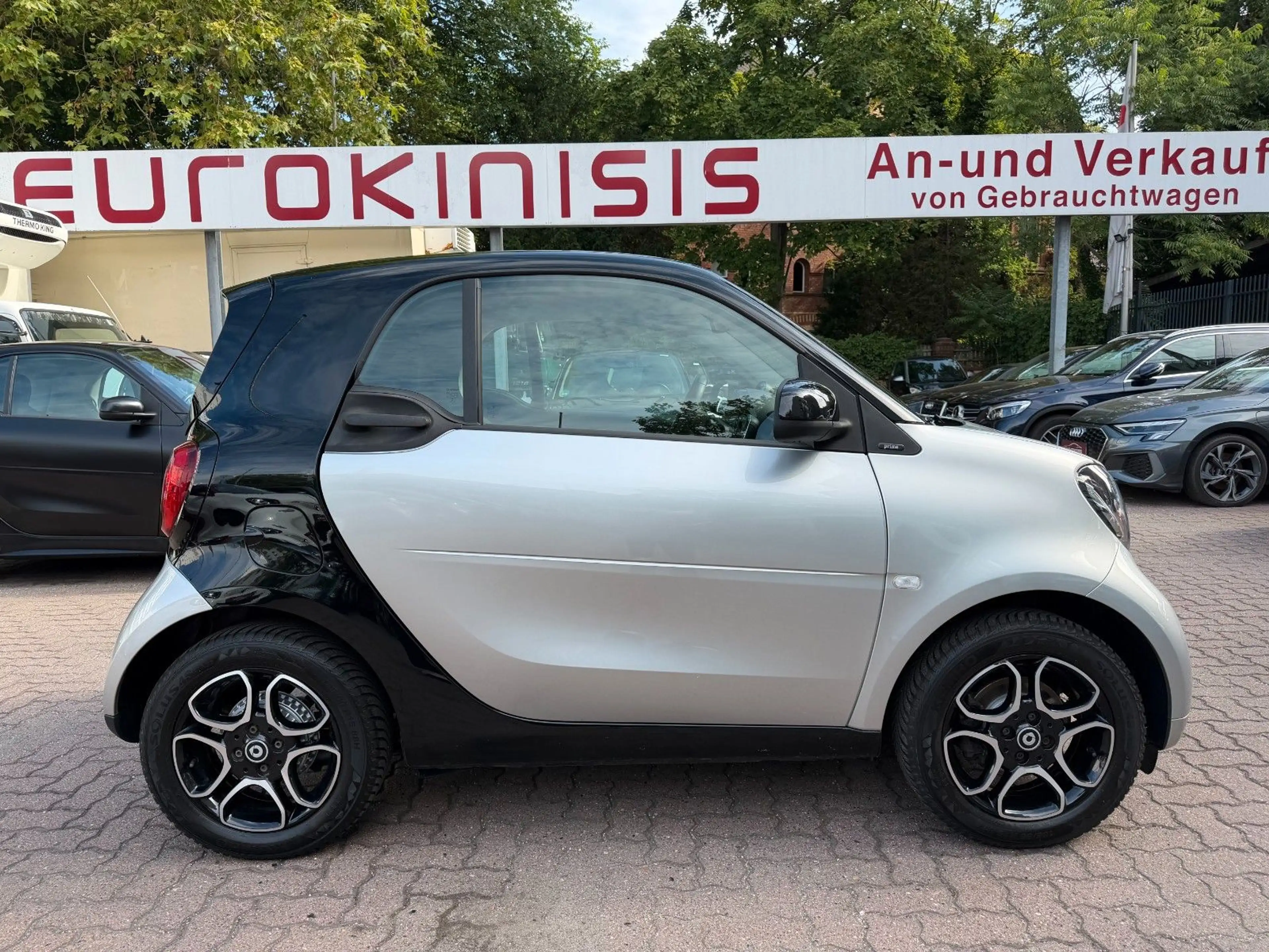 smart forTwo fortwo TWIN prime*PANO*LEDER*NAVI*SHZ*KAM*