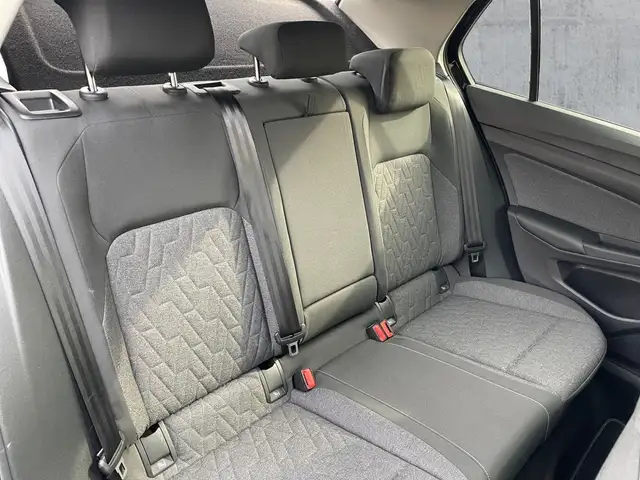 Volkswagen Golf view 14