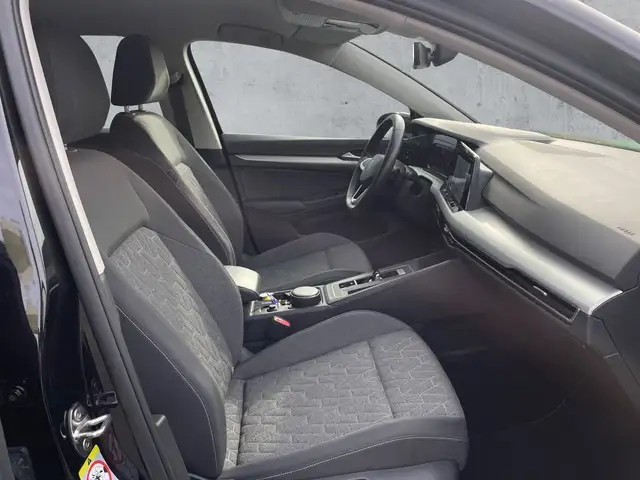 Volkswagen Golf view 13