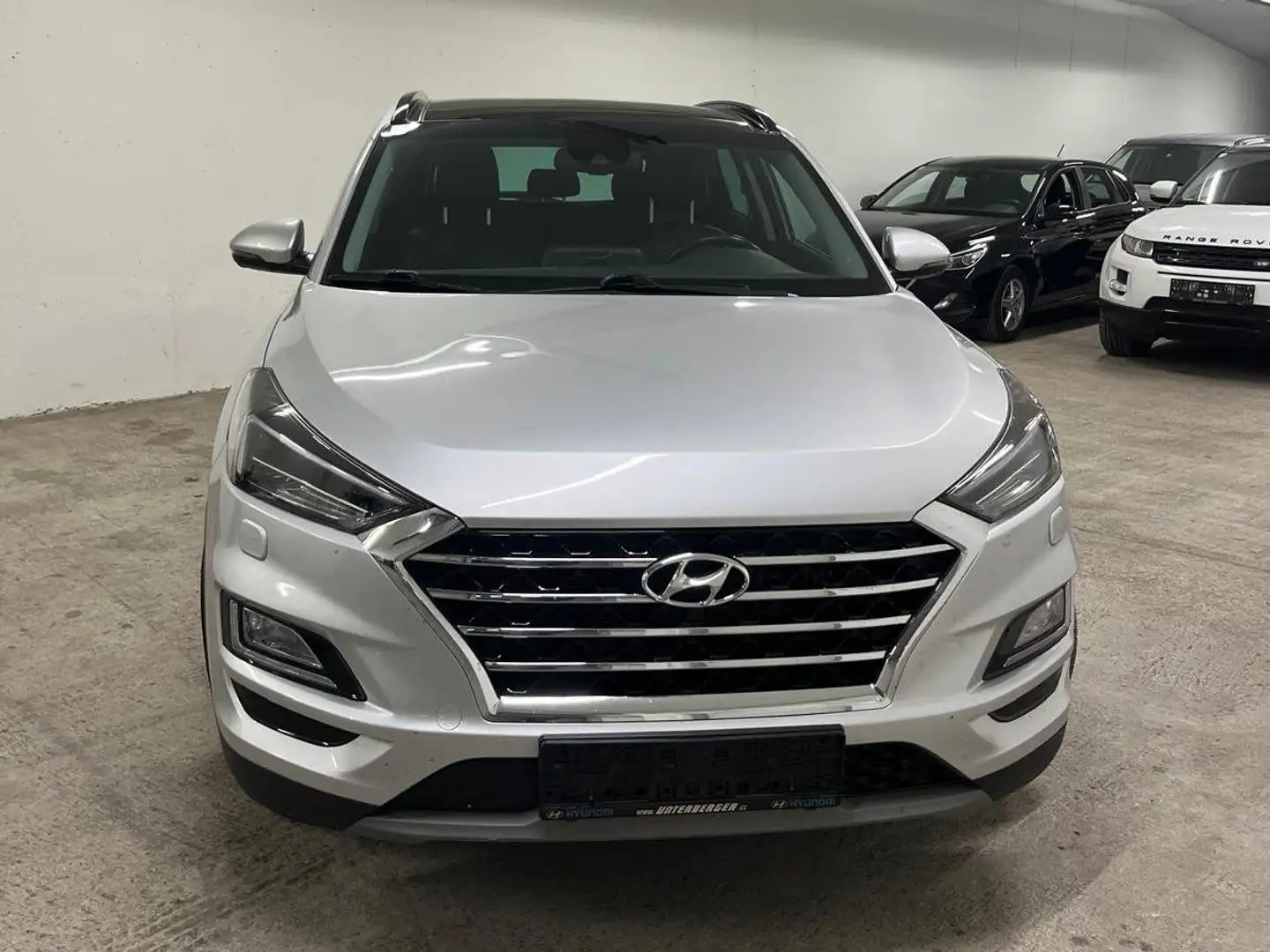 Hyundai TUCSON Premium 4WD Grau - 2