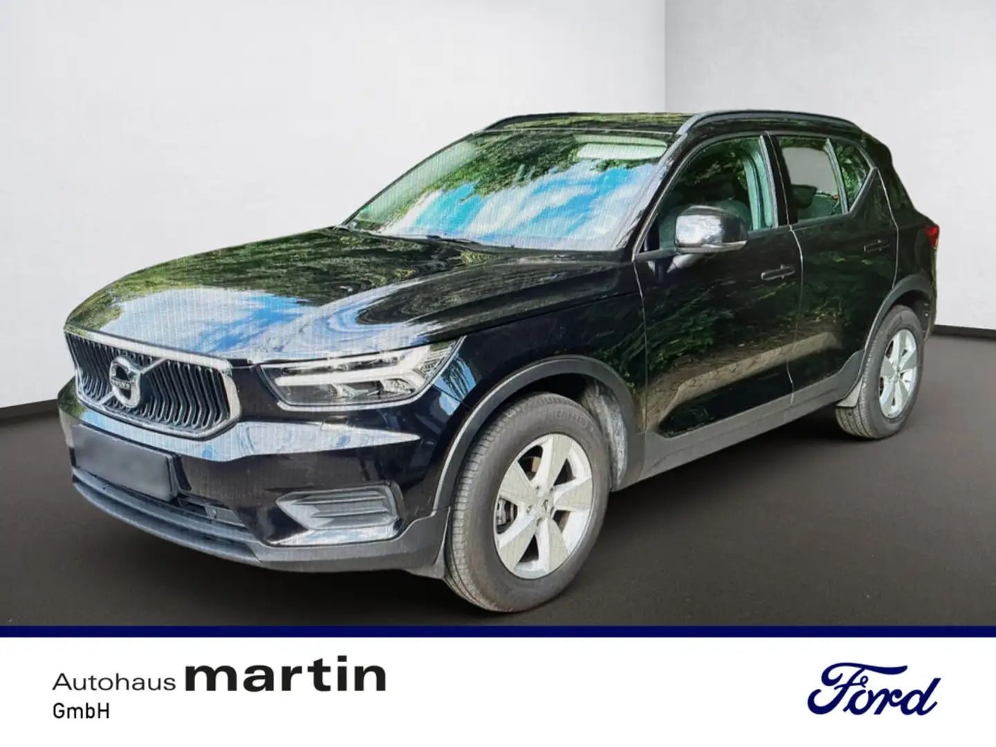 Volvo XC40 1.5 Mom. KAMERA SERVO PDC AHK NAVI LED Schwarz - 1