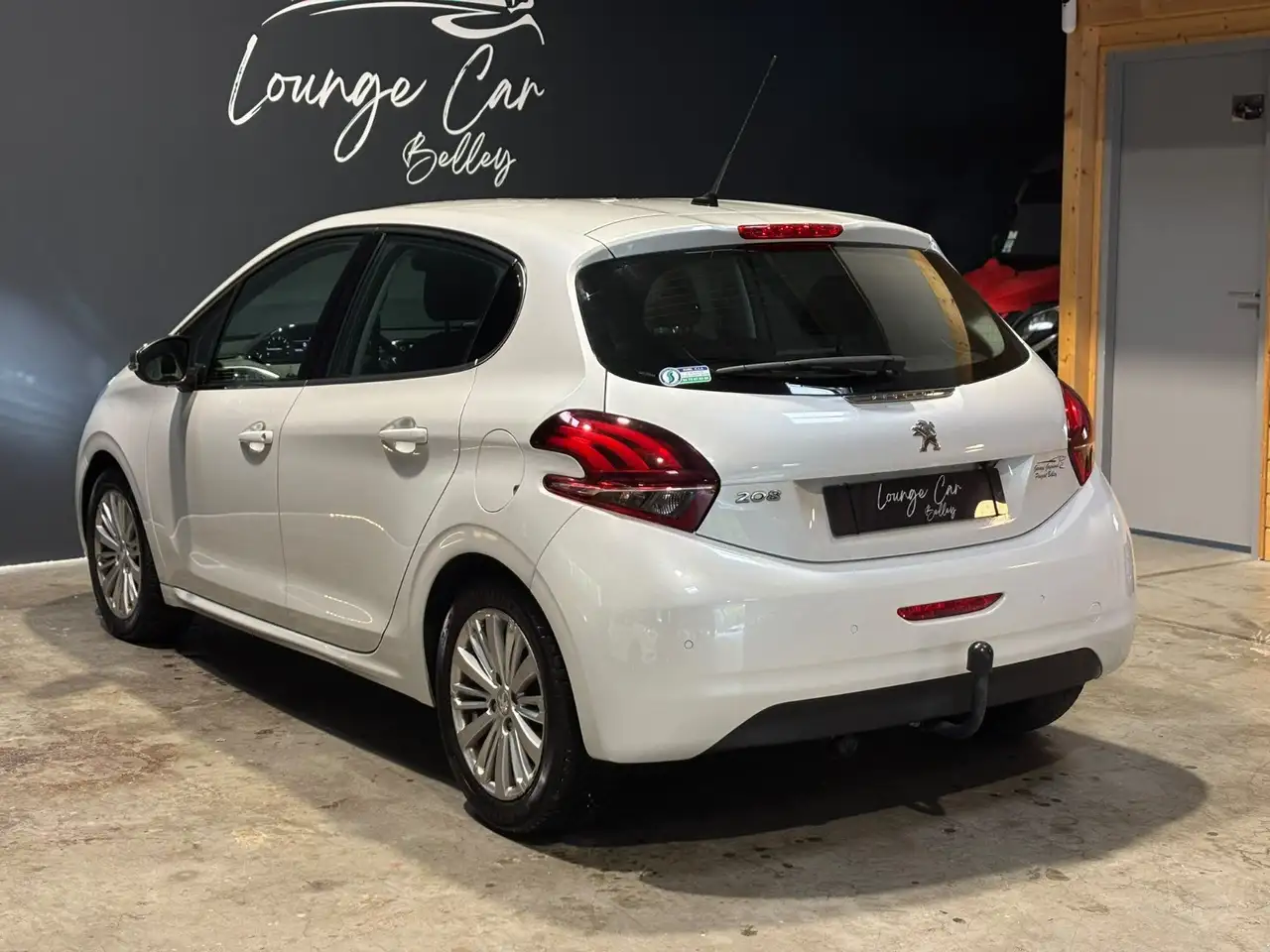 Peugeot 208 208 — photo 4