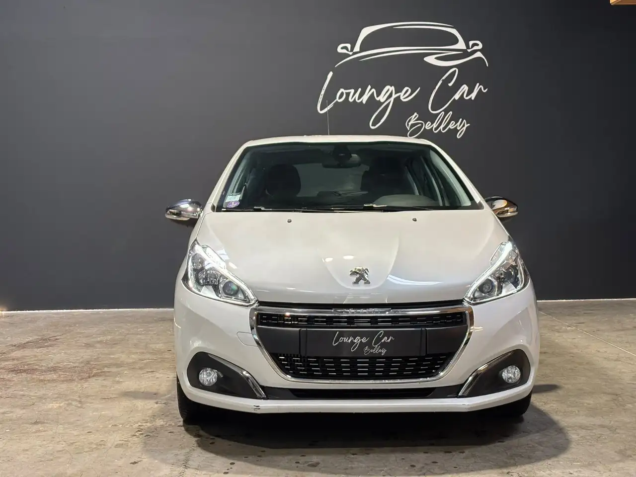 Peugeot 208 208 — photo 2