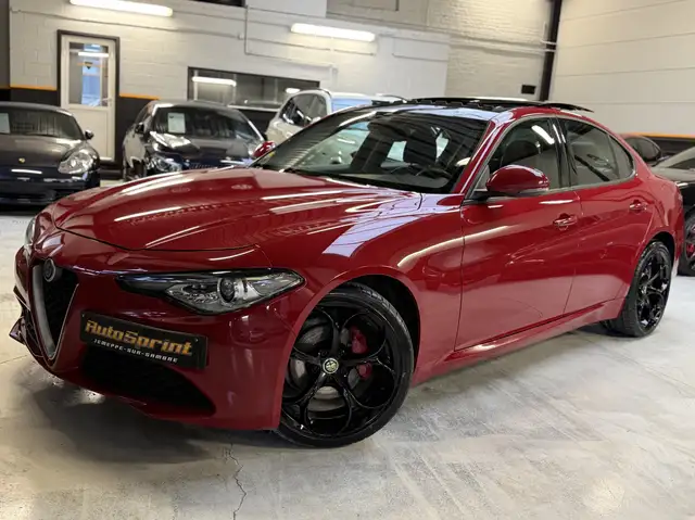 Alfa Romeo Giulia TOIT OUVRANT * JANTES QUADRIFOGLIO * TVA