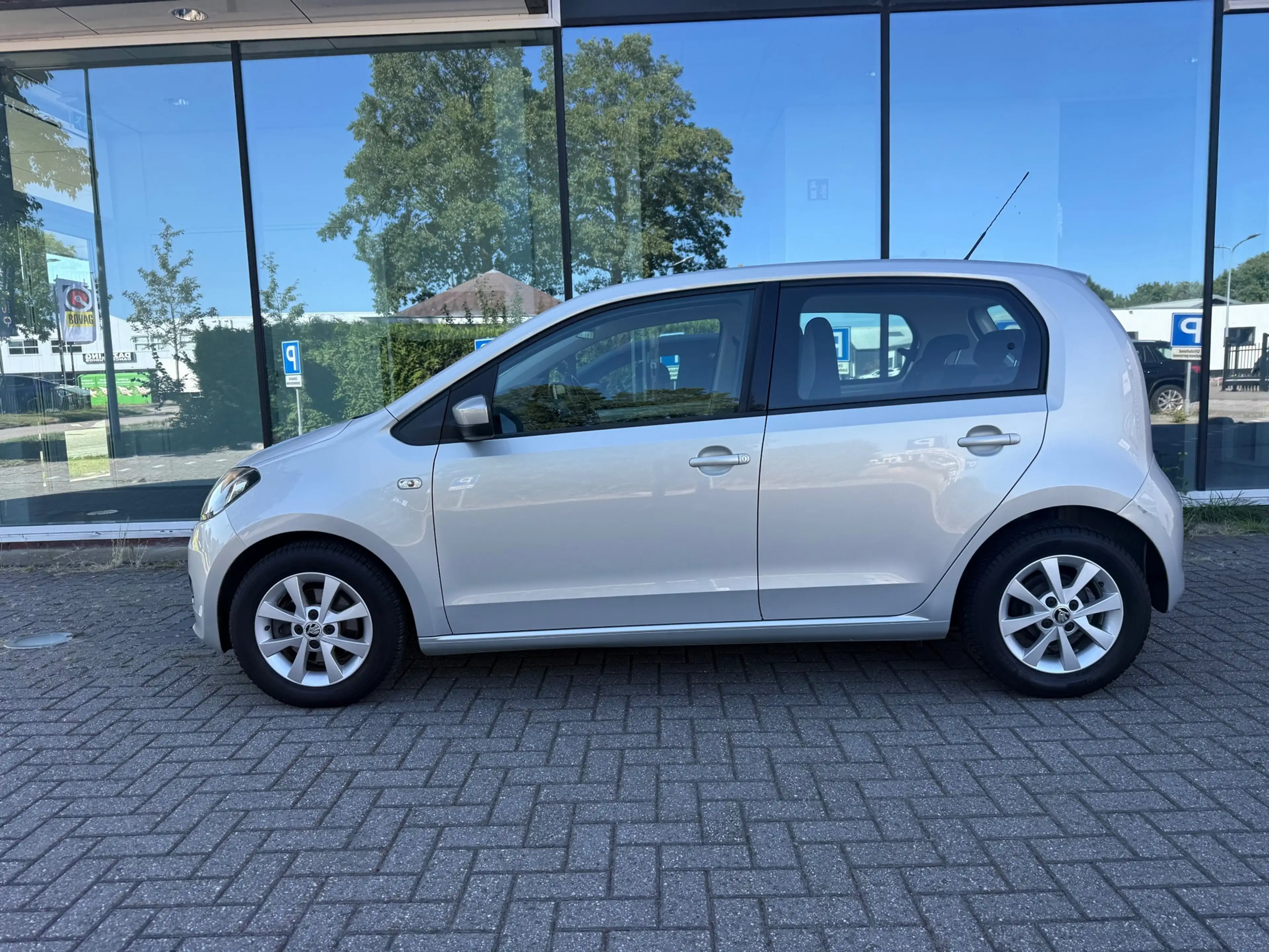 Skoda Citigo 1.0 Greentech Tour - Media - All season - Airco - — photo 16