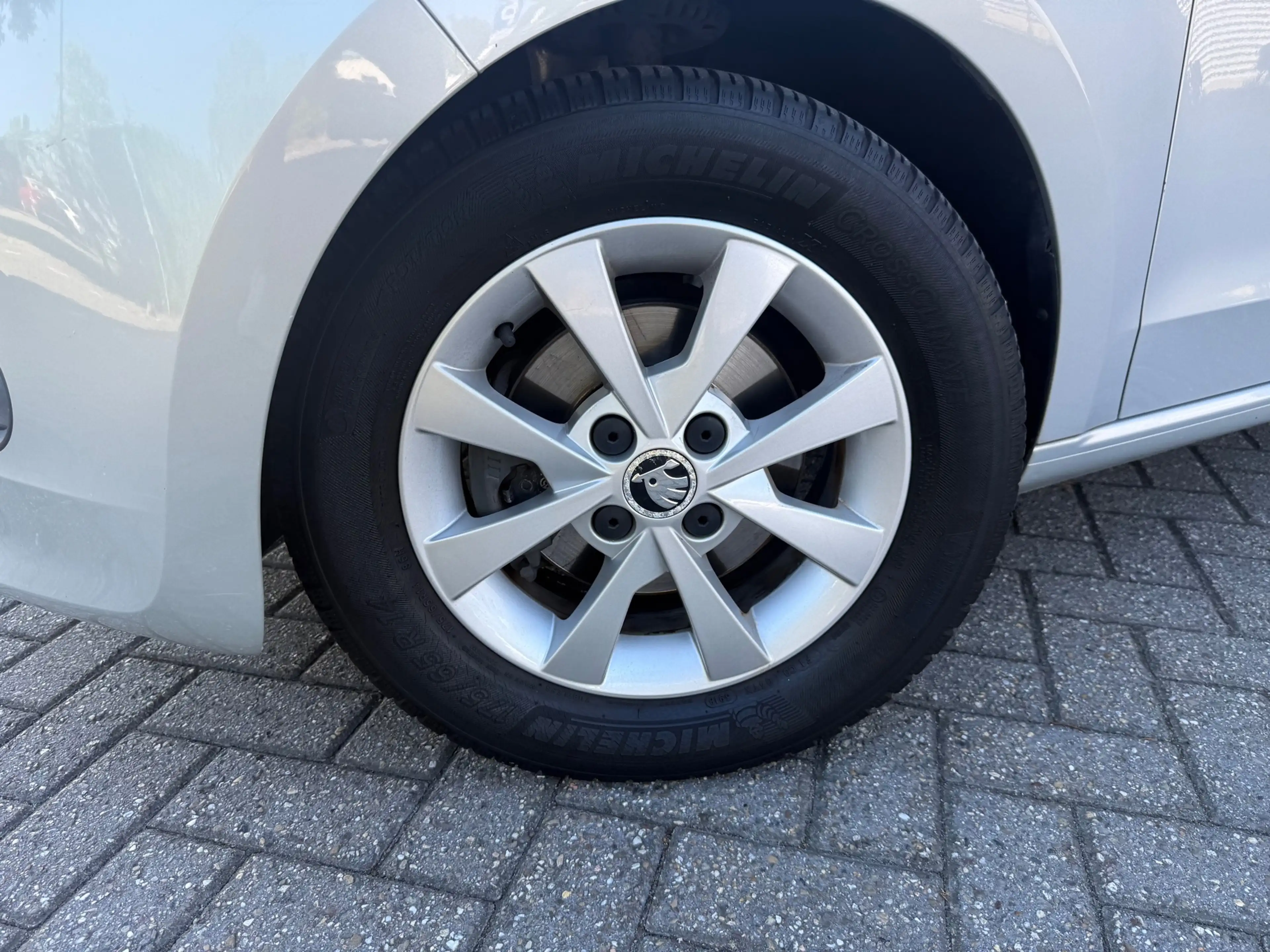 Skoda Citigo 1.0 Greentech Tour - Media - All season - Airco - — photo 9
