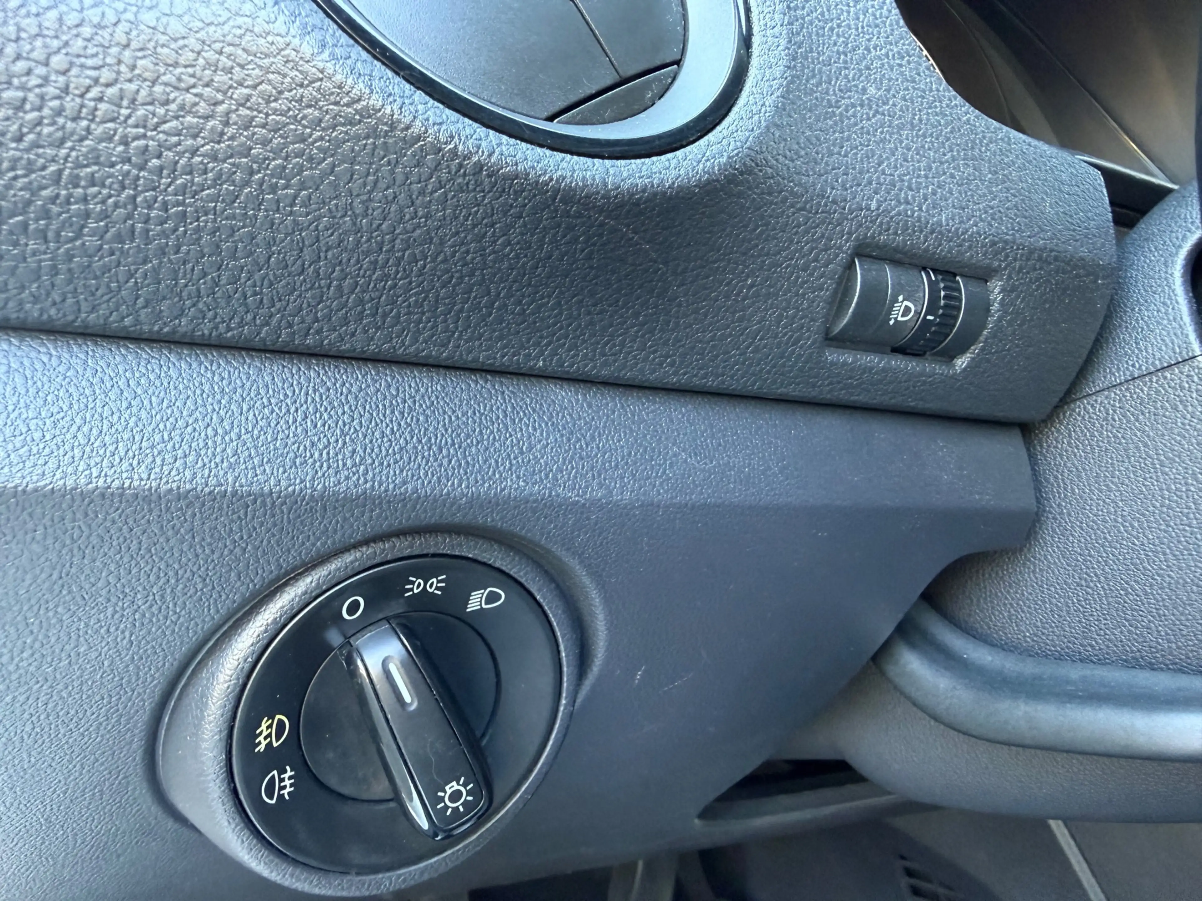Skoda Citigo 1.0 Greentech Tour - Media - All season - Airco - — photo 6