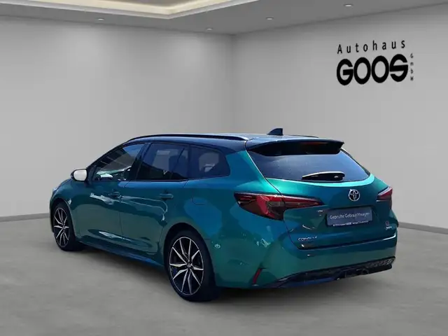 Toyota Corolla view 3