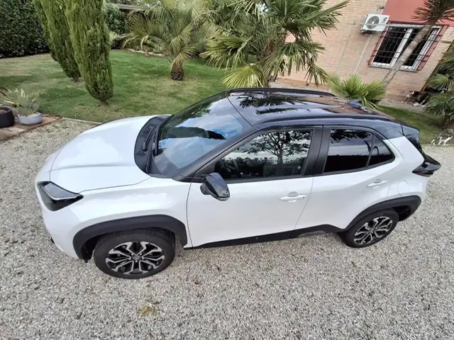Toyota Yaris Cross 1.5h Trend fwd 116cv e-cvt pari al nuovo PROMO