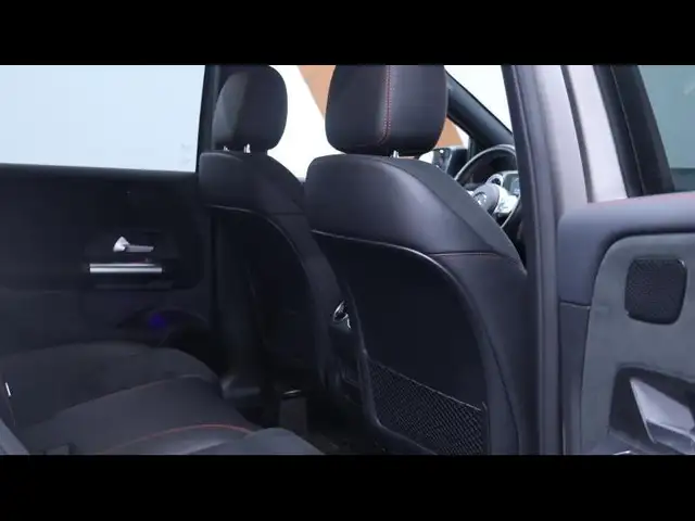 Mercedes-Benz B-Class view 13