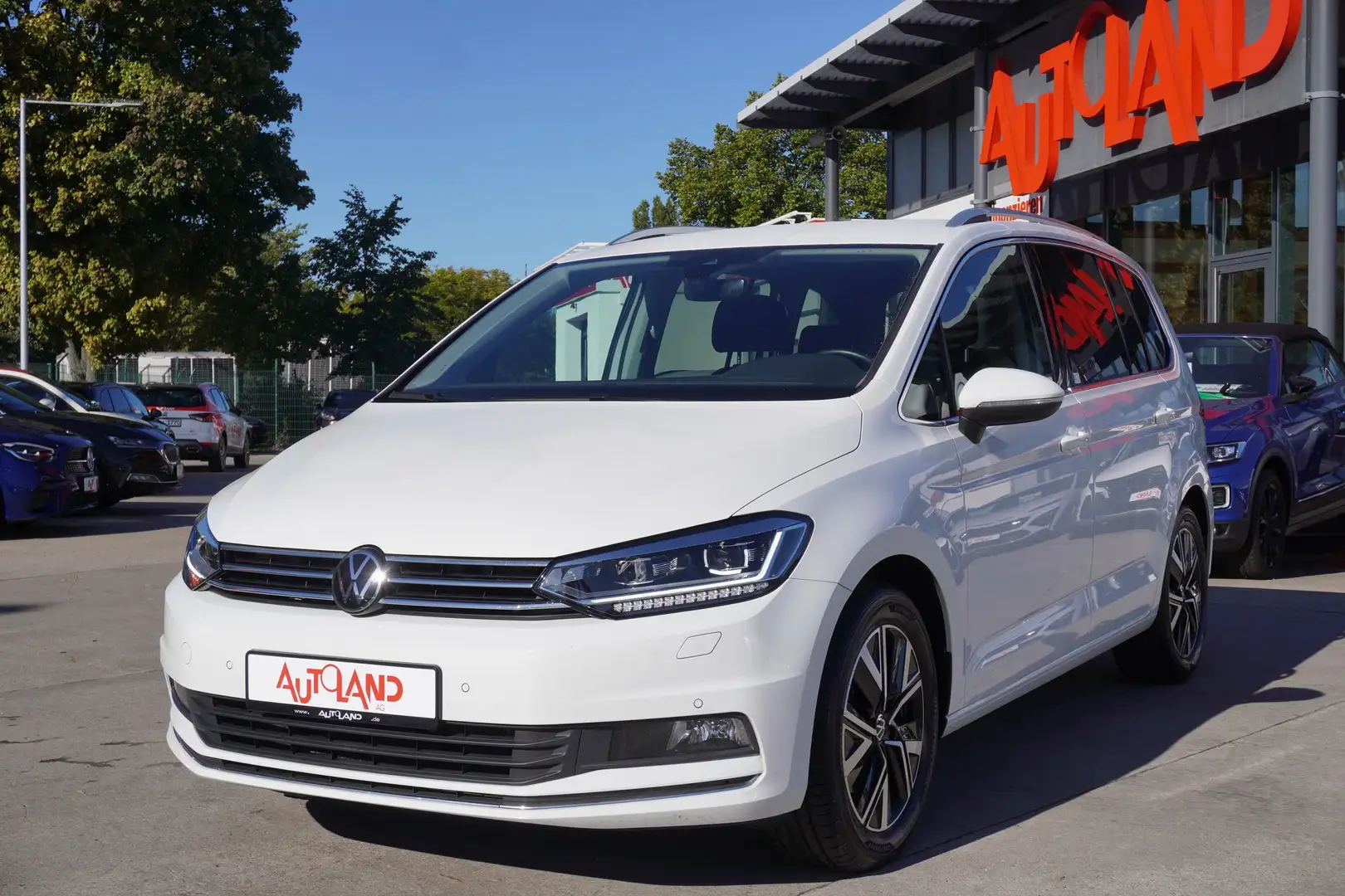 Volkswagen Touran 1.5 TSI Highline DSG LED Navi ACC AHK PDC Bianco - 2