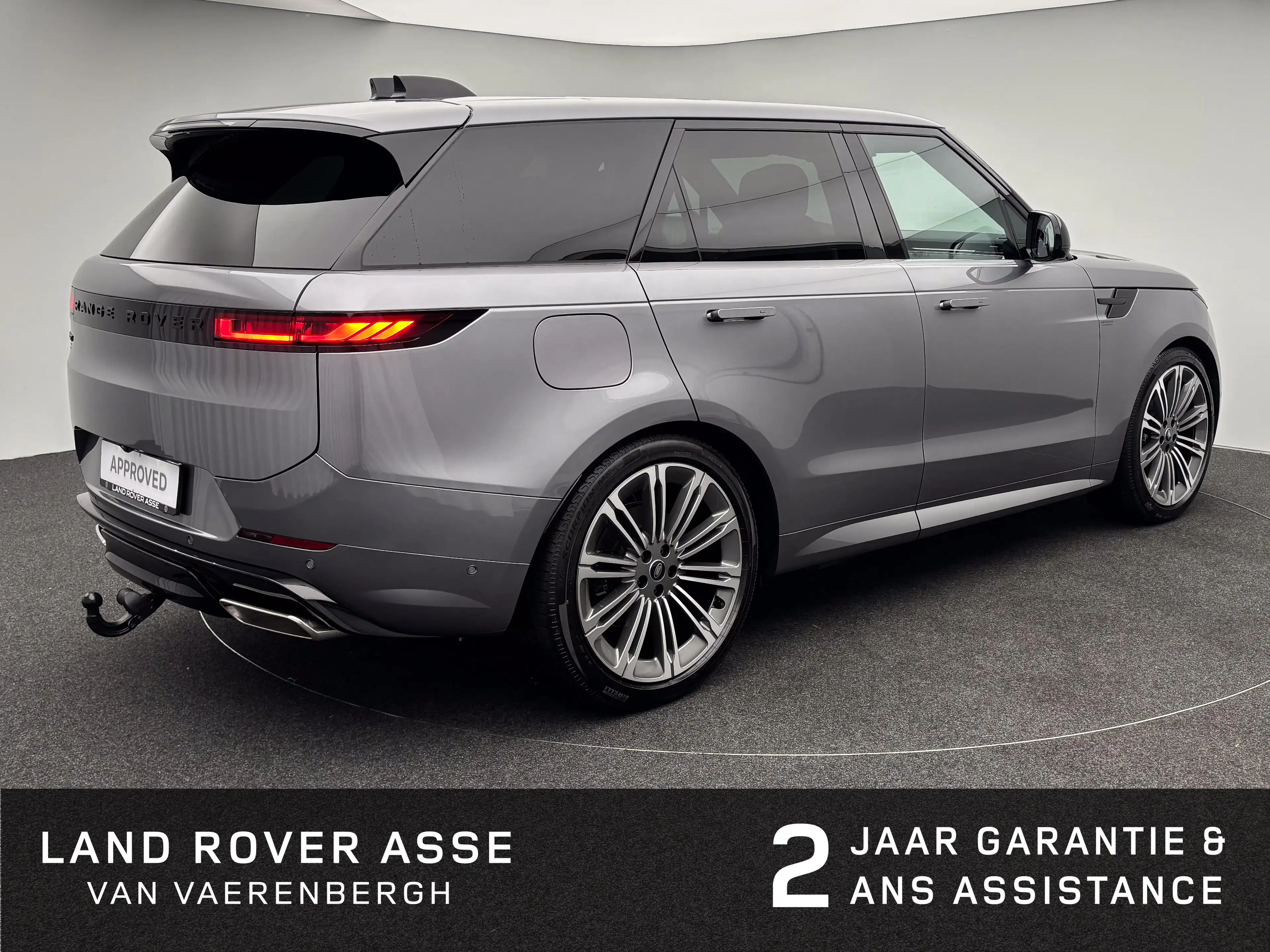 Land Rover Range Rover Sport P460e Dynamic HSE — photo 2