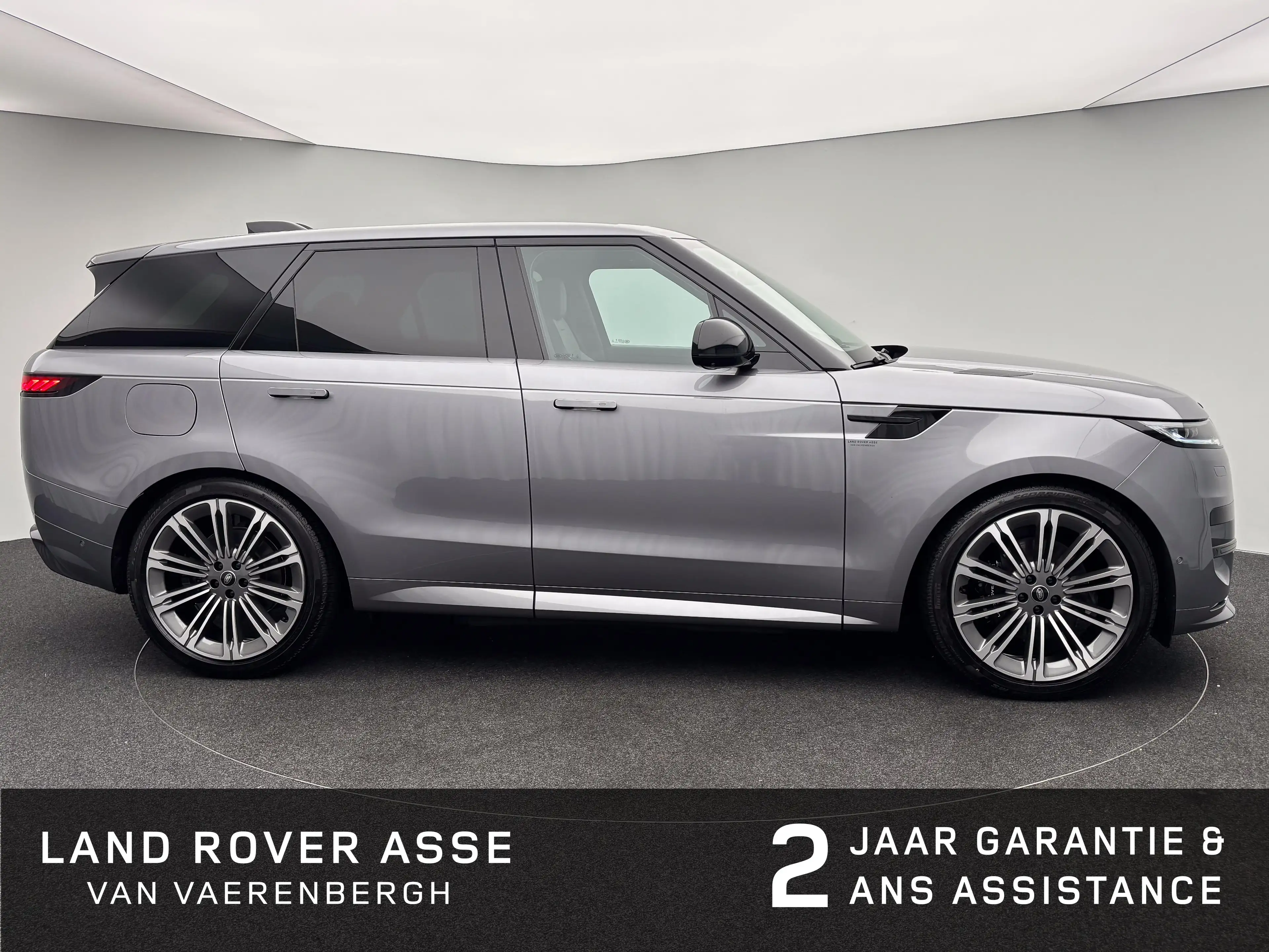 Land Rover Range Rover Sport P460e Dynamic HSE — photo 15