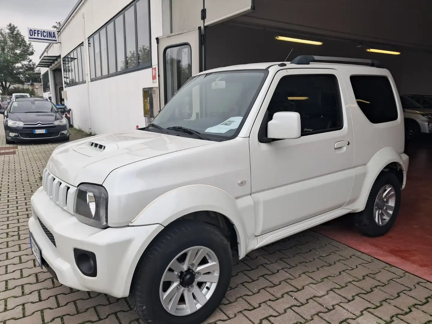 Suzuki Jimny 3494617817 1.3 vvt Evolution+ 4wd Blanc - 1