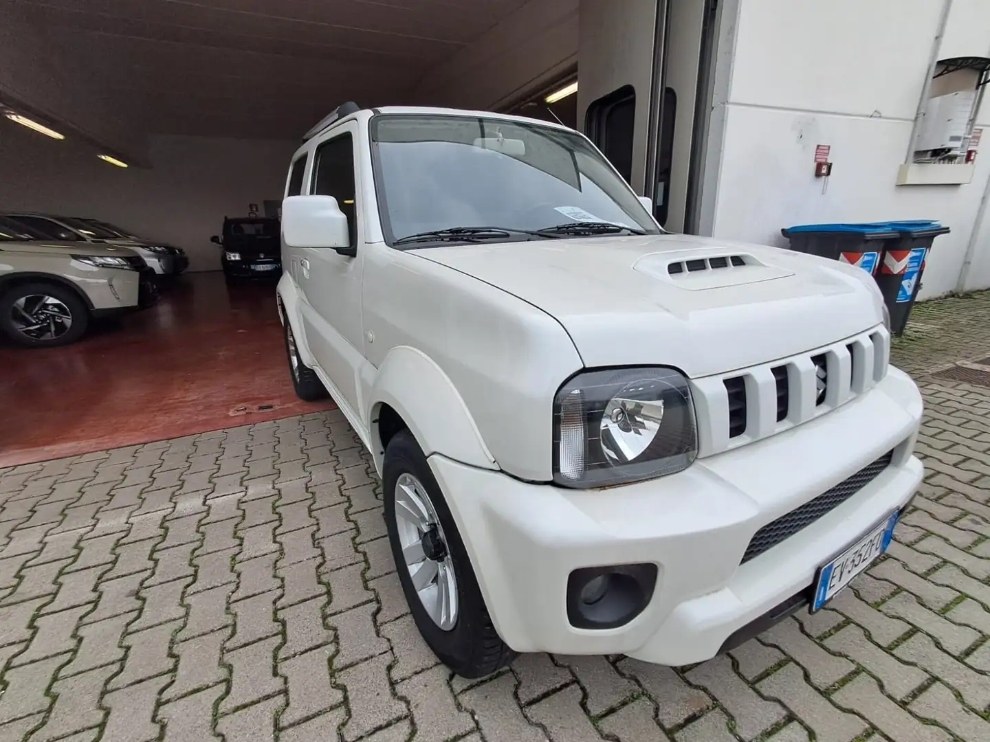 Suzuki Jimny 3494617817 1.3 vvt Evolution+ 4wd Blanc - 2