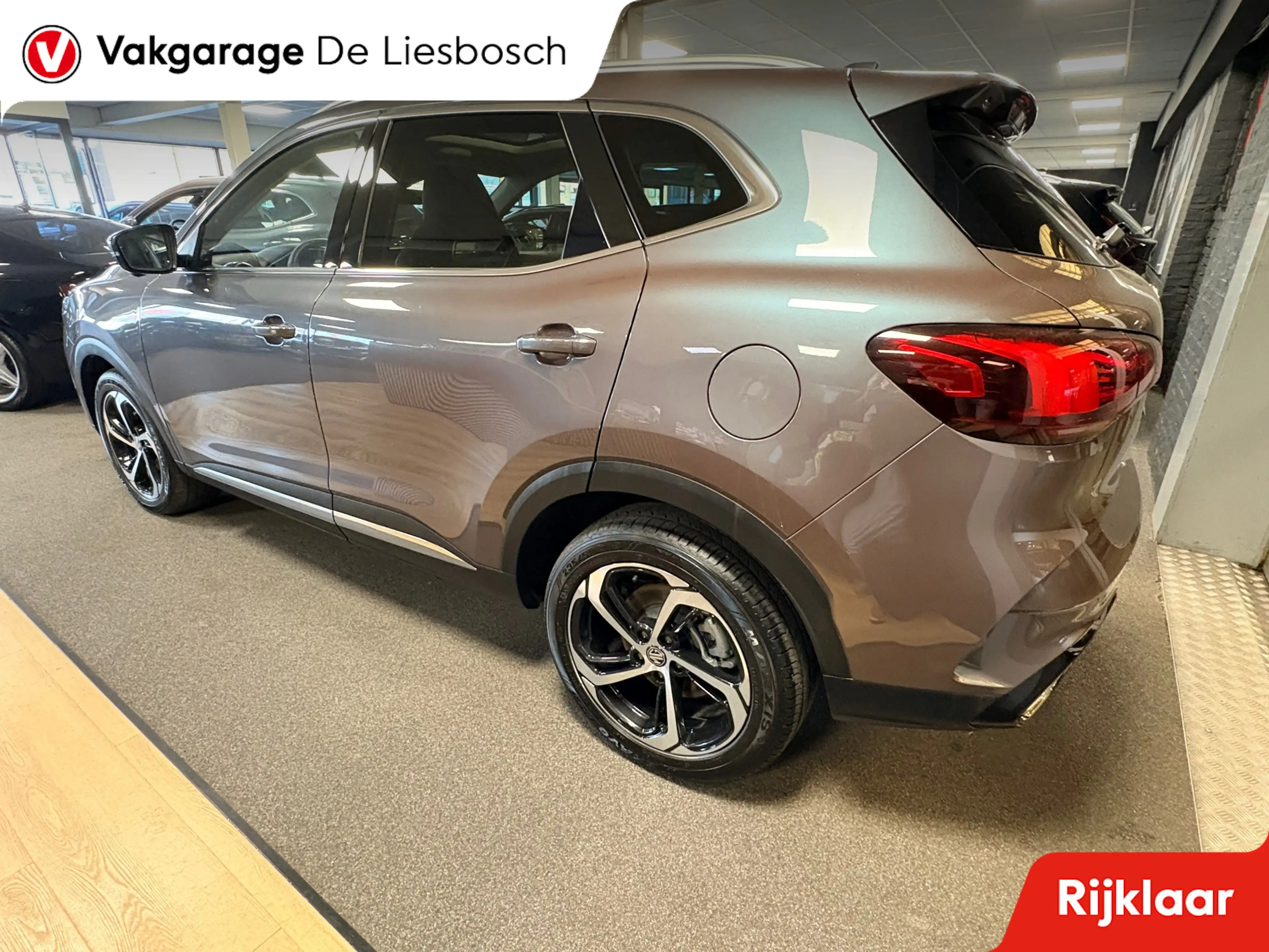 MG EHS 1.5 TGDI Luxury PHEV / automaat / 360camera / Lede — photo 4