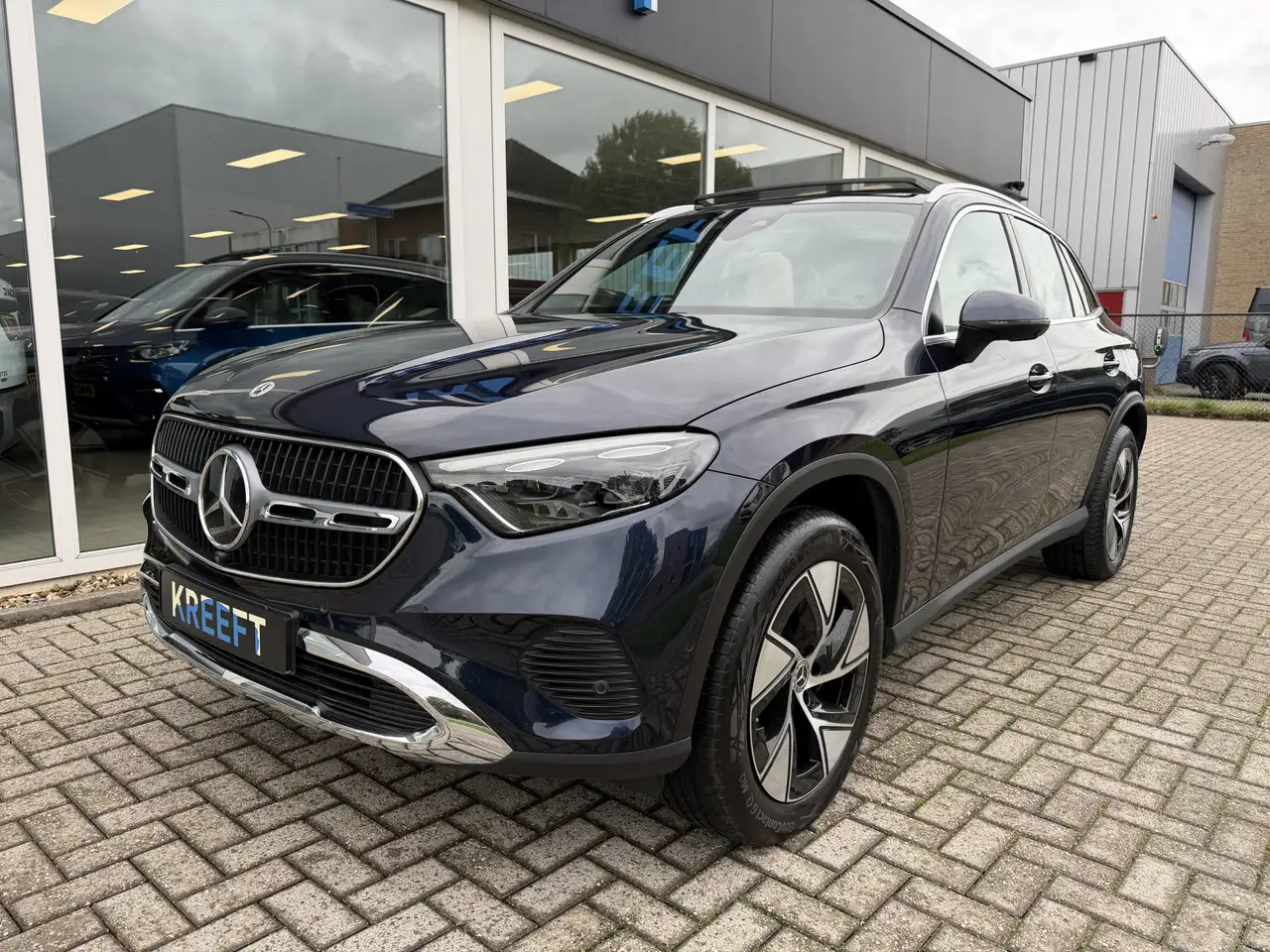 Mercedes-Benz GLC 300e 4MATIC Luxury Line Stoelverkoeling, миниатюра 2