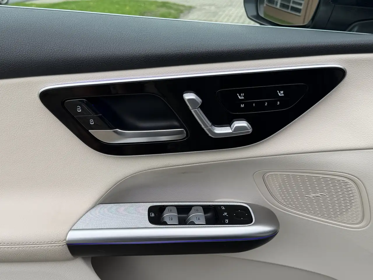 Mercedes-Benz GLC 300e 4MATIC Luxury Line Stoelverkoeling, миниатюра 19