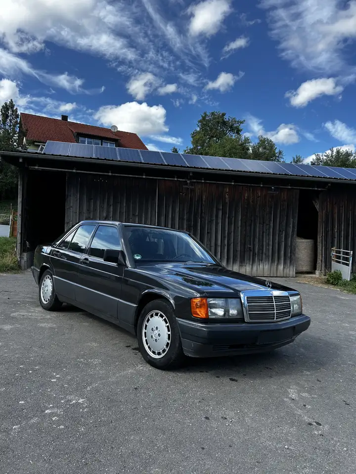Mercedes-Benz 190 E 1.8, foto 1