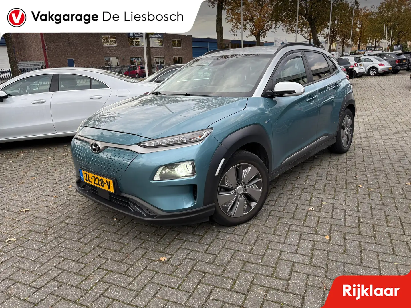Hyundai KONA EV Fashion 64 kWh/navi/trekhaak/krell audio/camera Blauw - 2