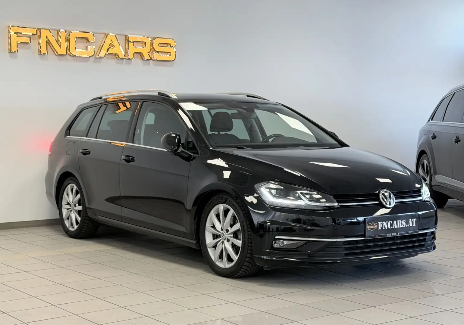 Volkswagen Golf Variant Highline 2,0 TDI DSG // LED // AHK // RFK // Schwarz - 1