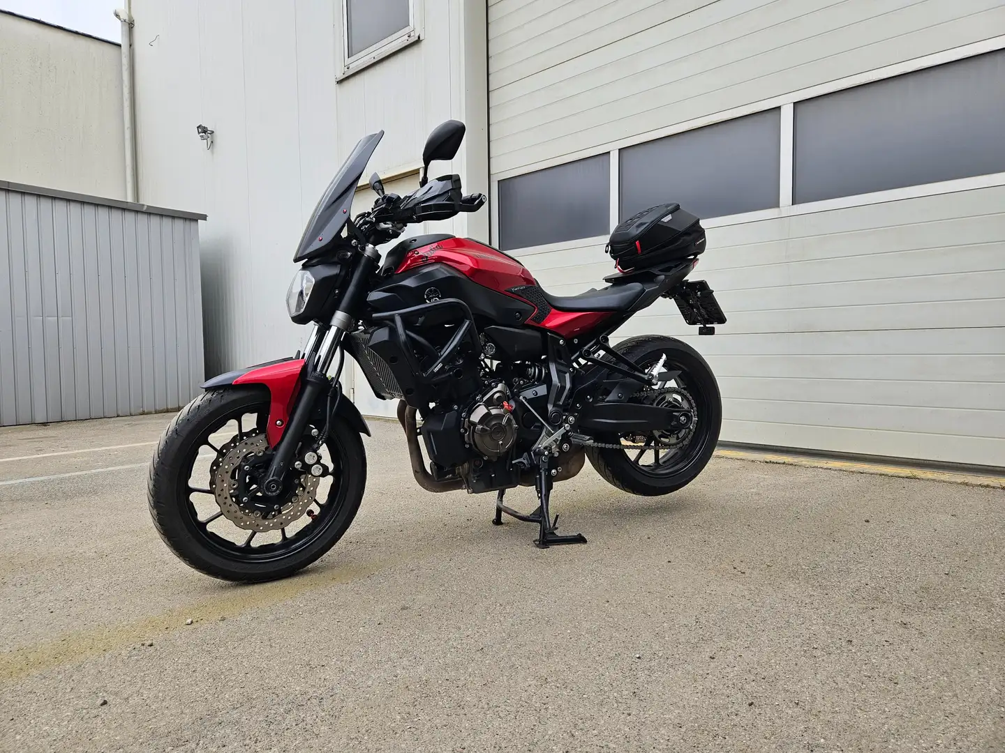 Yamaha MT-07 Rood - 2