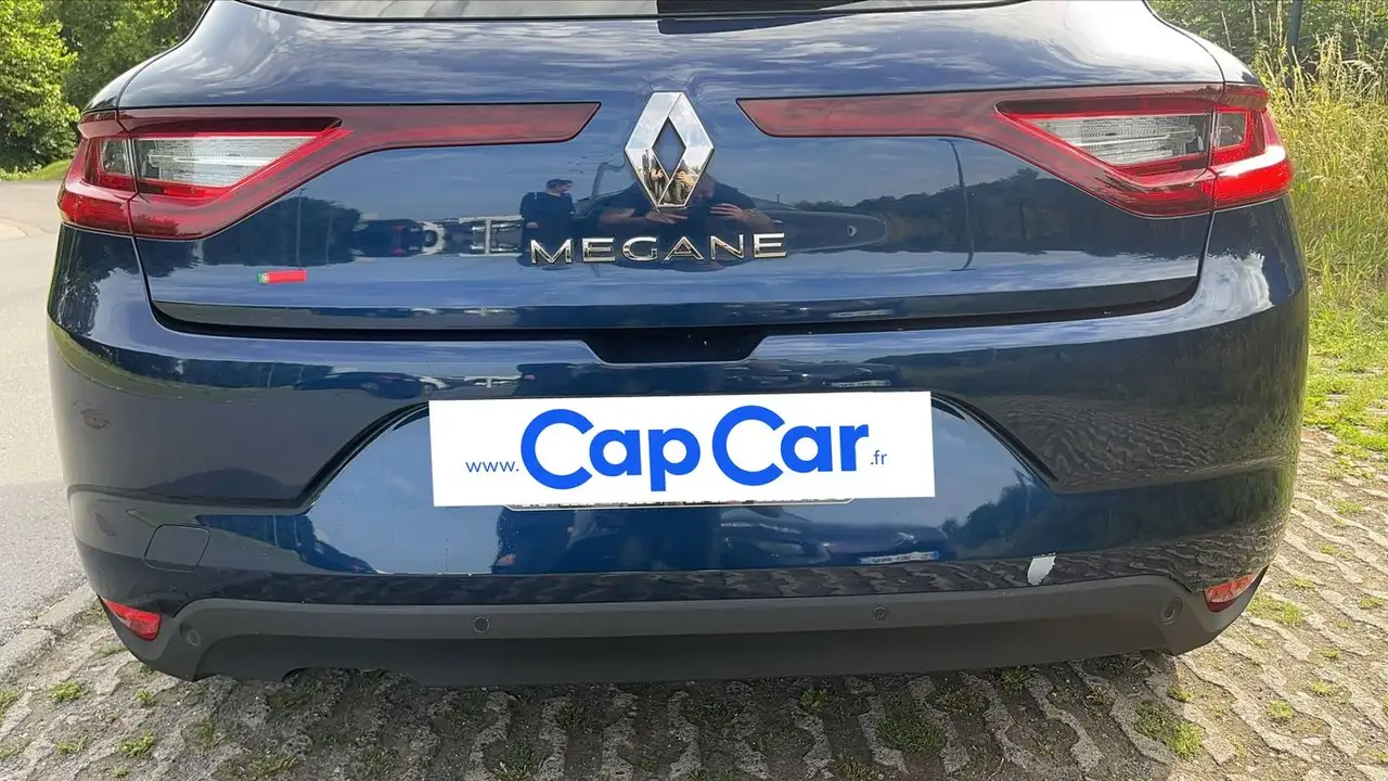 Renault Megane Citadine 5 portes — photo 21