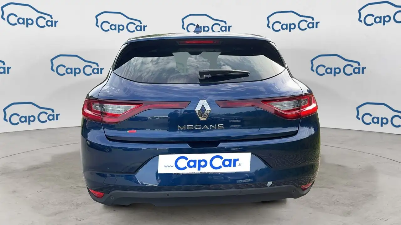 Renault Megane Citadine 5 portes — photo 3