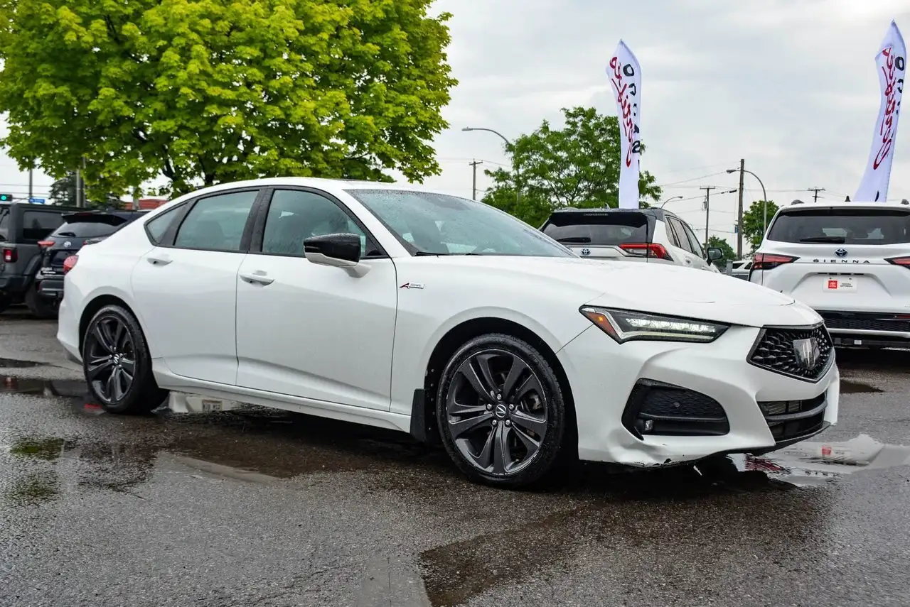 Acura TLX снимка Acura TLX