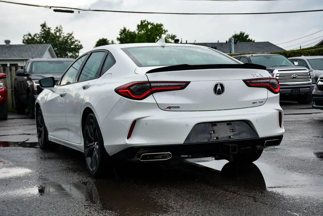 Acura TLX снимка Acura TLX