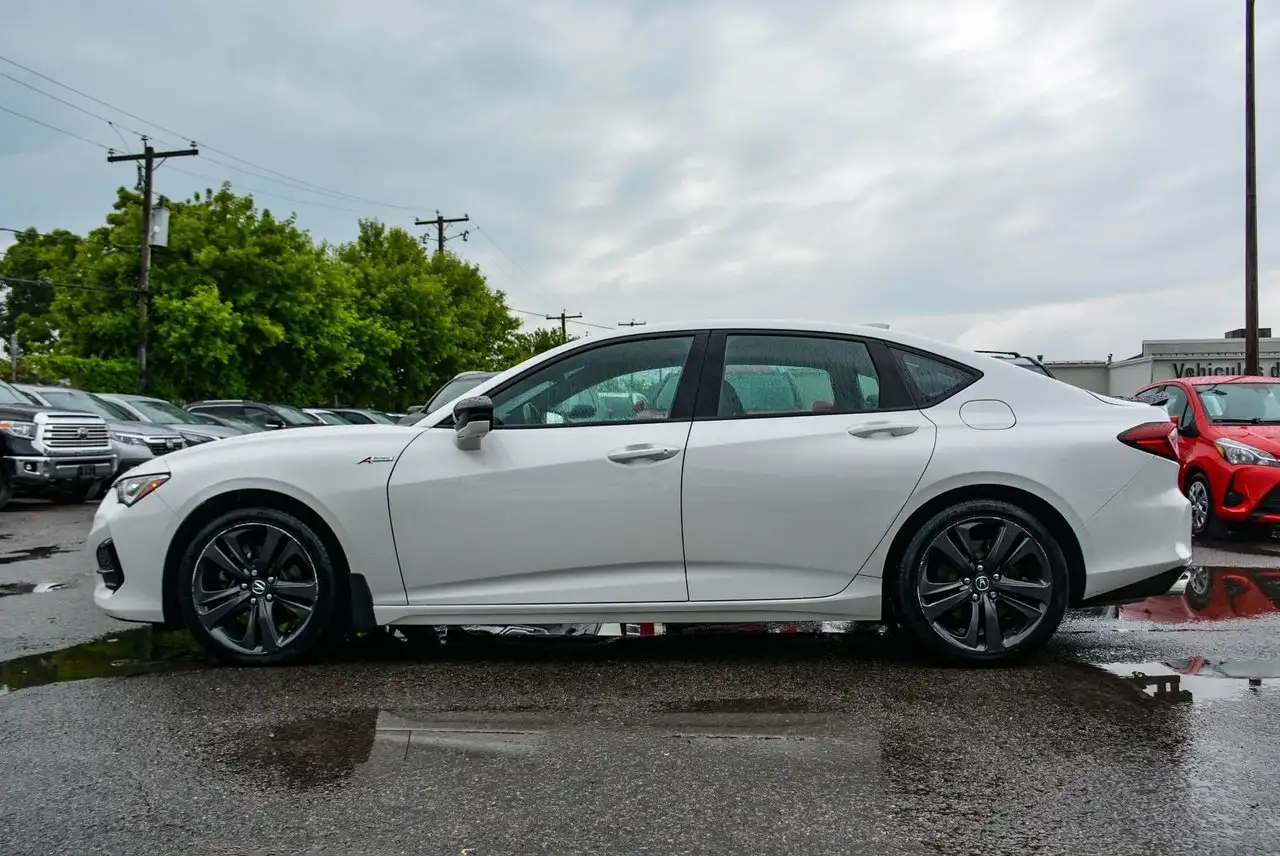 Acura TLX снимка Acura TLX