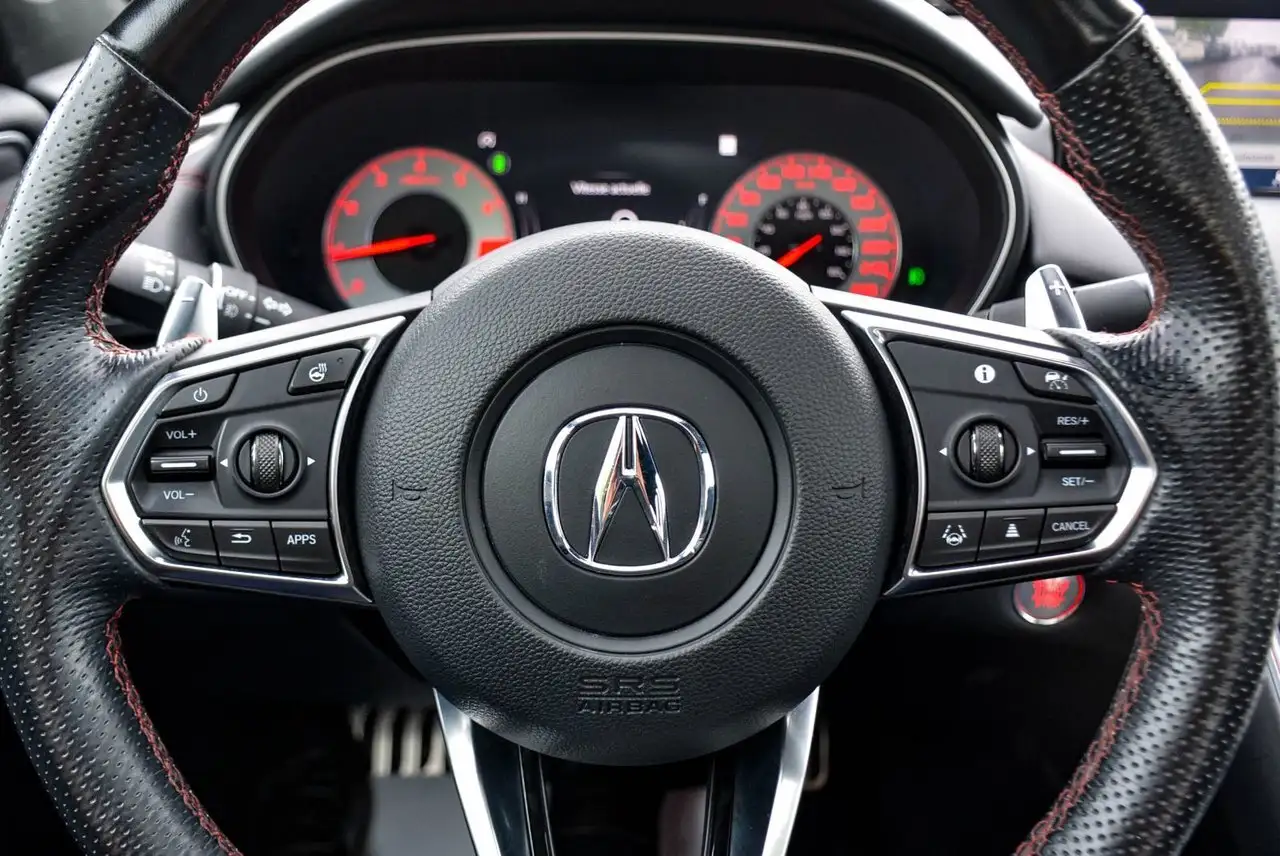Acura TLX снимка Acura TLX