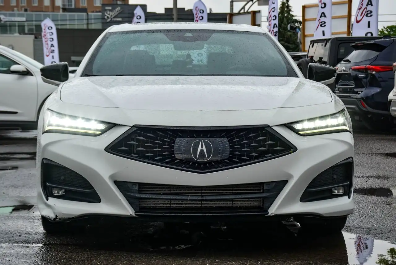 Acura TLX снимка Acura TLX