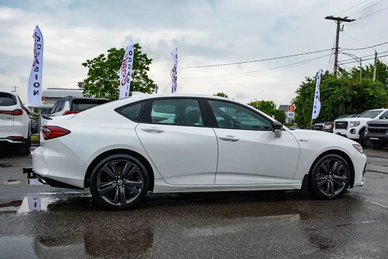 Acura TLX снимка Acura TLX
