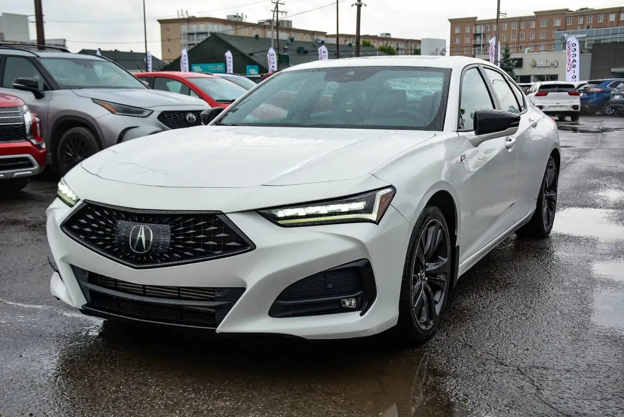 Acura TLX снимка Acura TLX