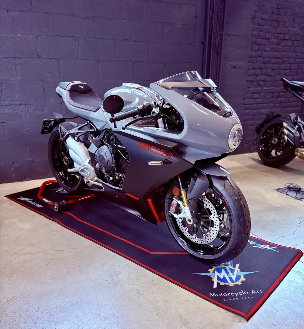 MV Agusta Superveloce 800 neuve 0 km - reprise possible Grijs - 1